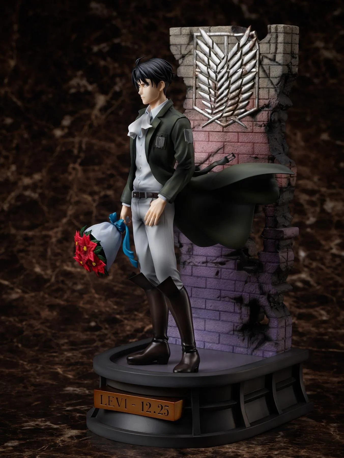 Attack on Titan: Levi Birthday Ver. 1/7 Scale Figurine