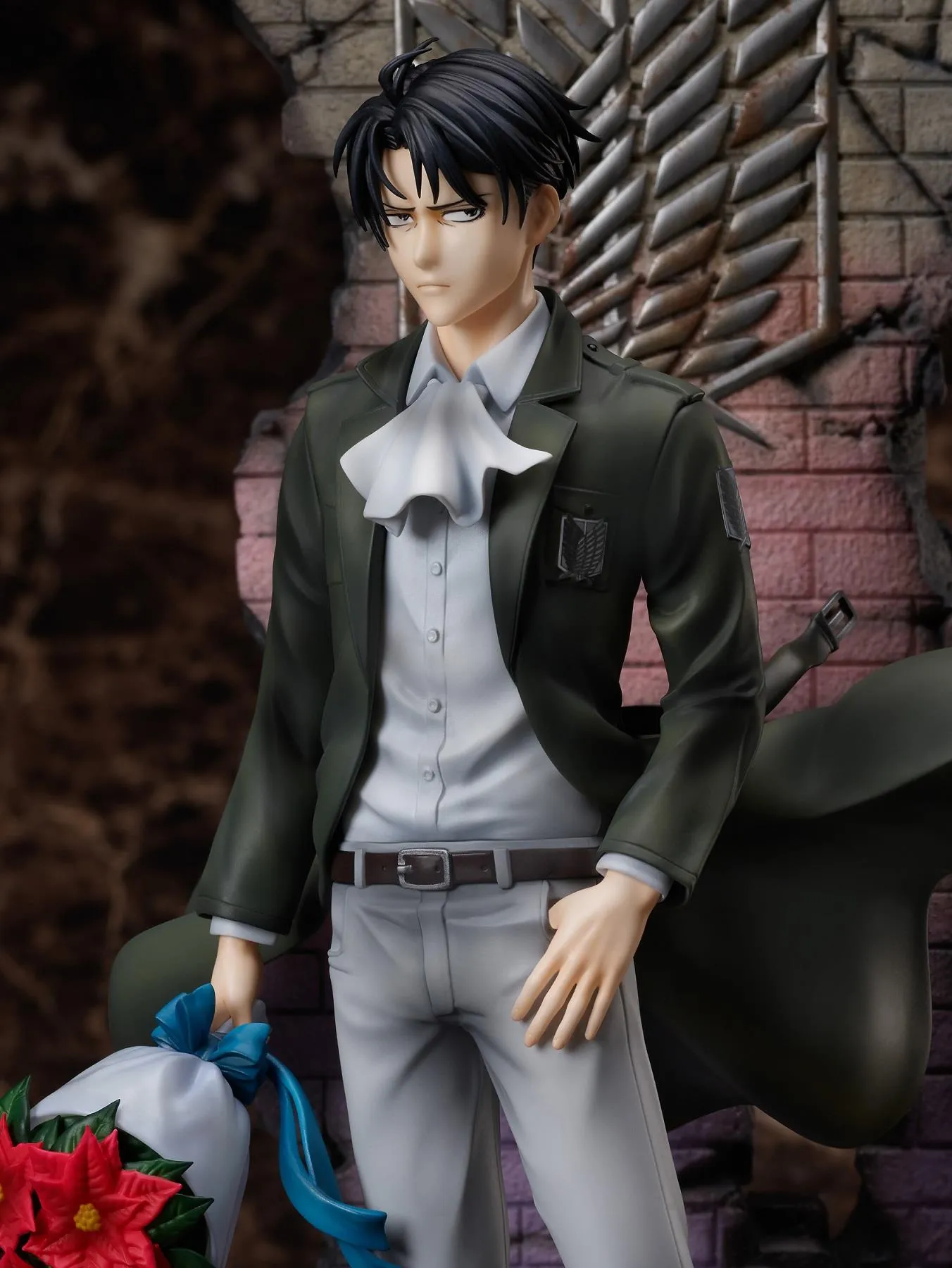 Attack on Titan: Levi Birthday Ver. 1/7 Scale Figurine