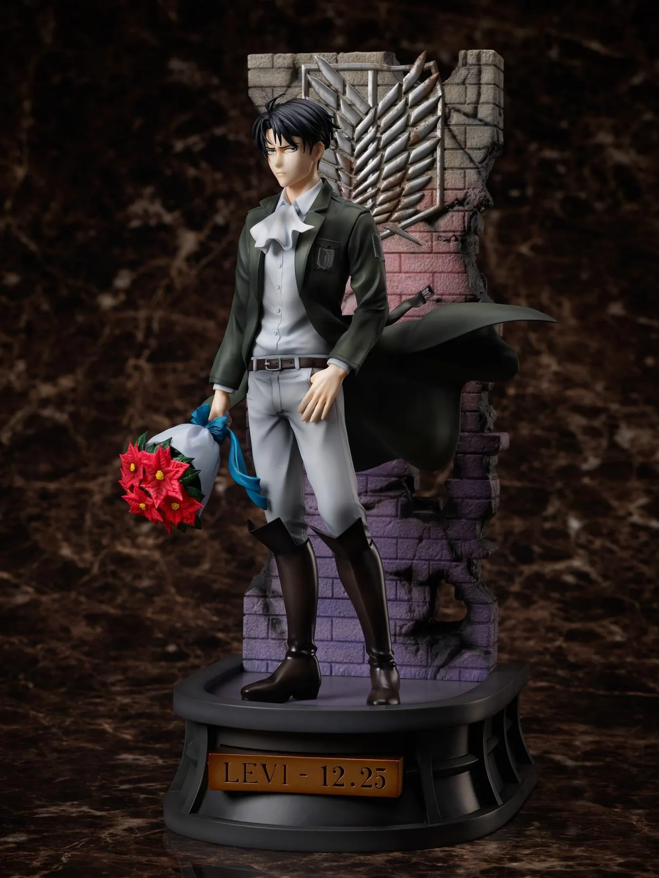 Attack on Titan: Levi Birthday Ver. 1/7 Scale Figurine