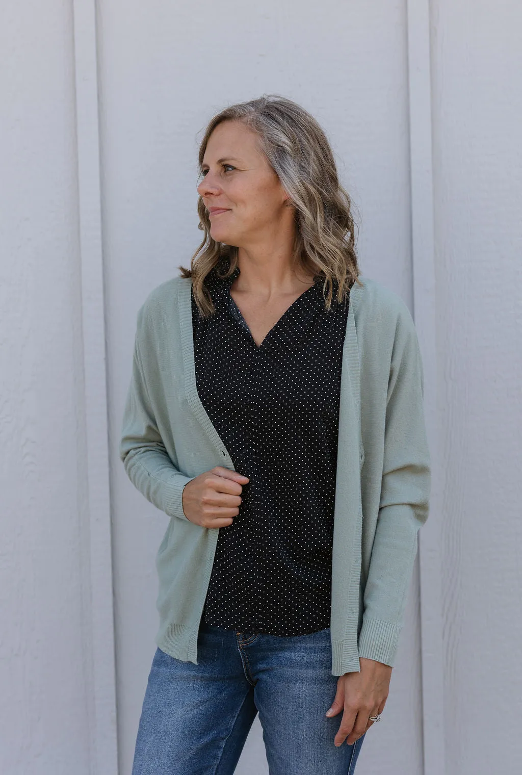 DEBBIE LIGHT WEIGHT BUTTON DOWN CARDIGAN 3 COLOR OPTIONS