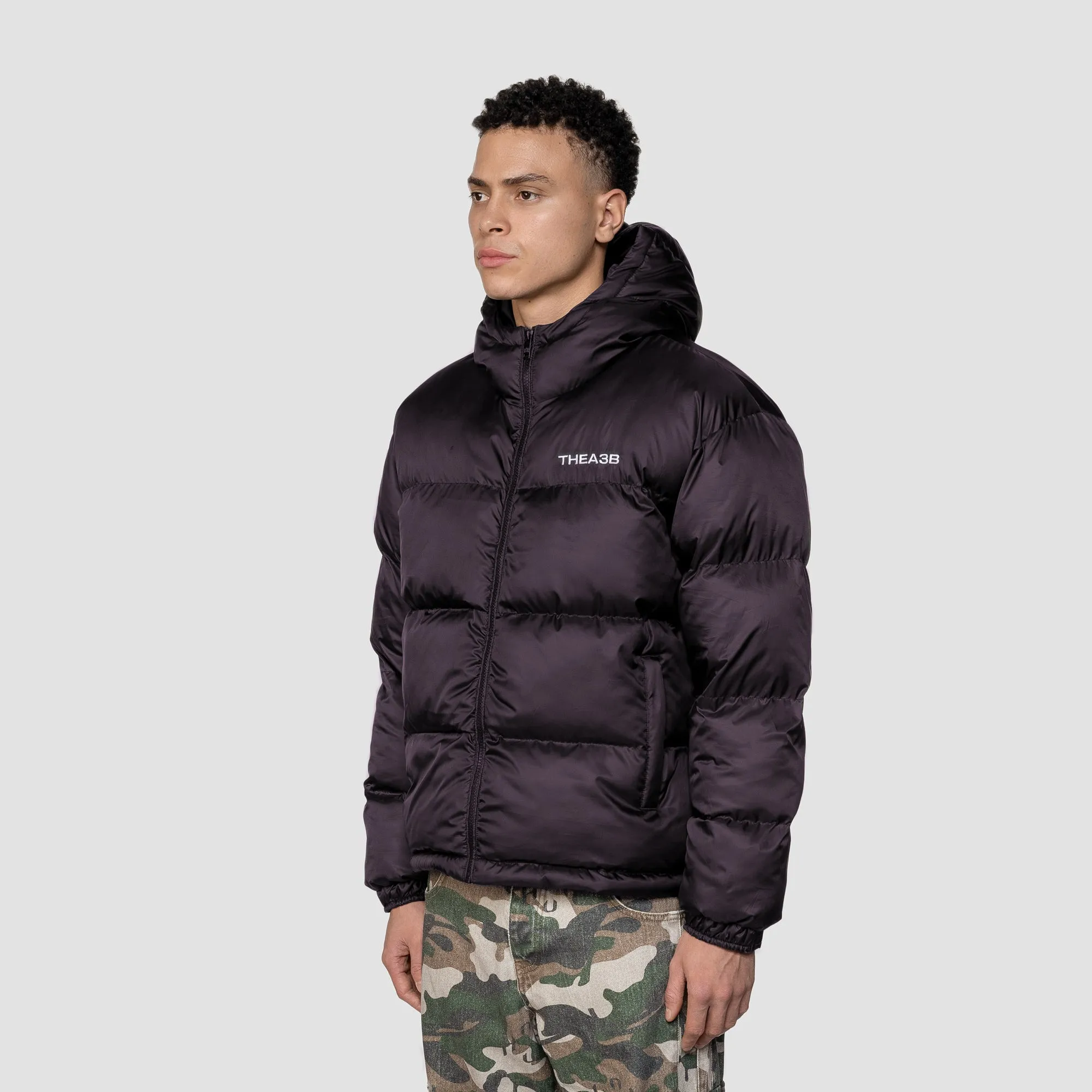 ESSENCE LOGO PUFFER FROSTED - NIGHTMARE