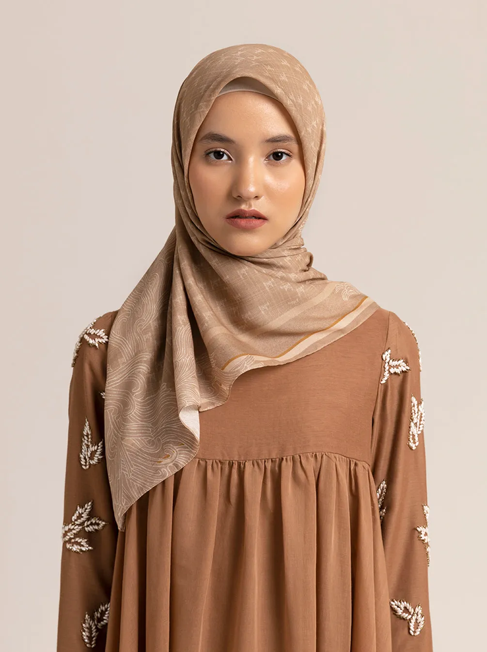 MONOGRAM SCARF CHESTNUT