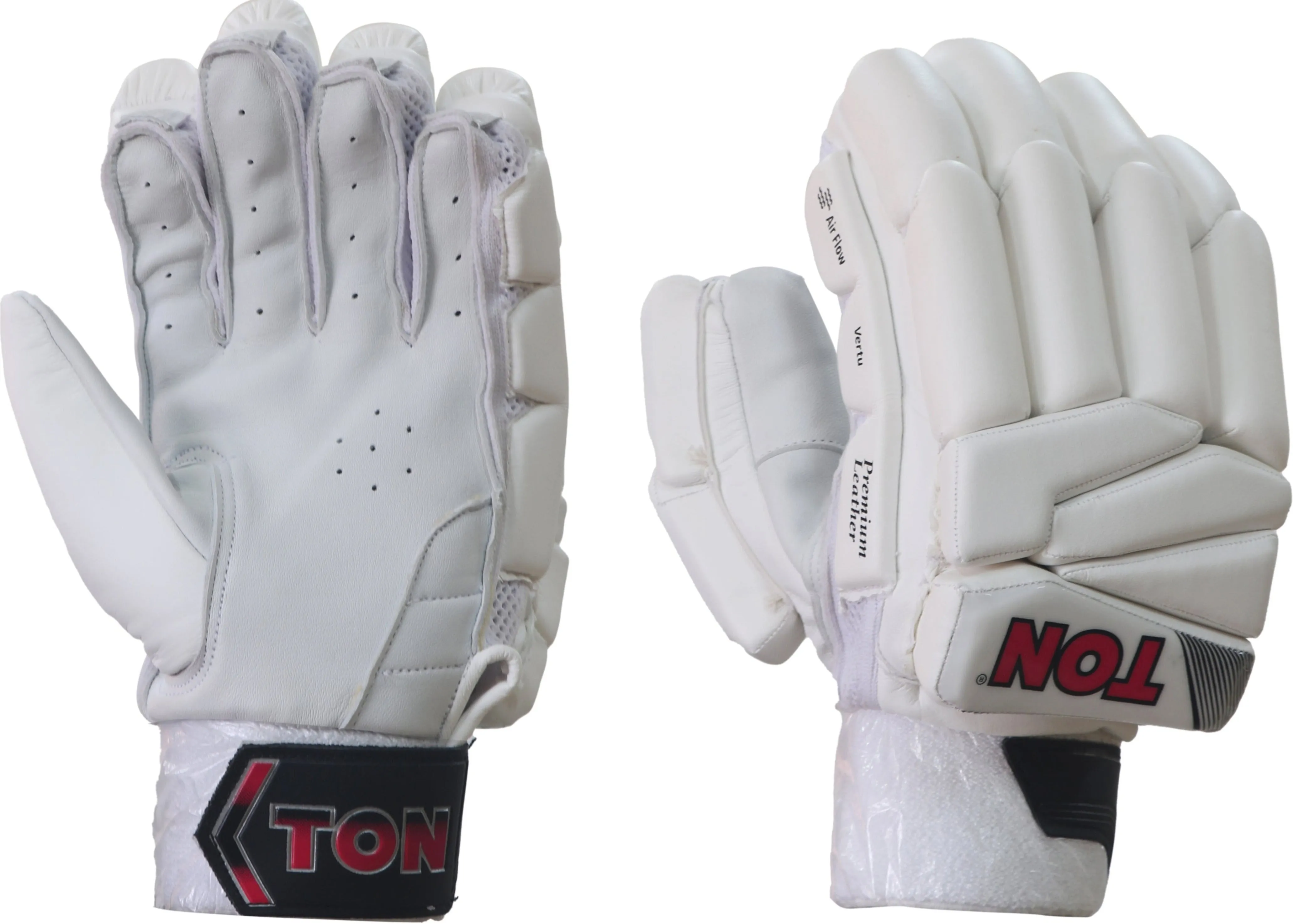 SS Ton Vertu Batting Gloves